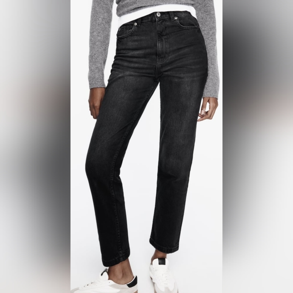 Zara High Waisted Ankle Jeans